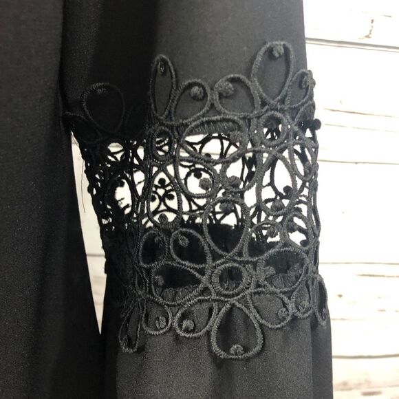 Cynthia Rowley Lace Inset Bell Sleeve Dress Black 4 - Picture 3 of 10